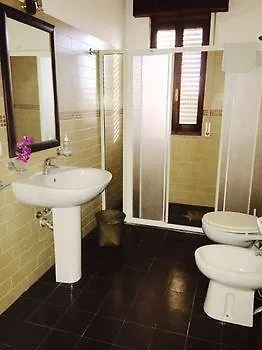 Kaucana Hotel 3*